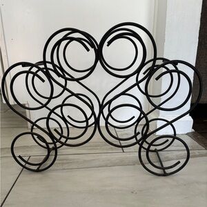 Black Metal Scroll Wine Rack